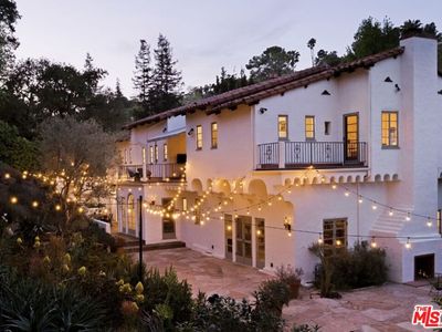 5432 Red Oak Dr, Los Angeles, CA, 90068