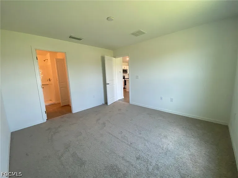 1906 Jacaranda Pkwy W — Photo 10