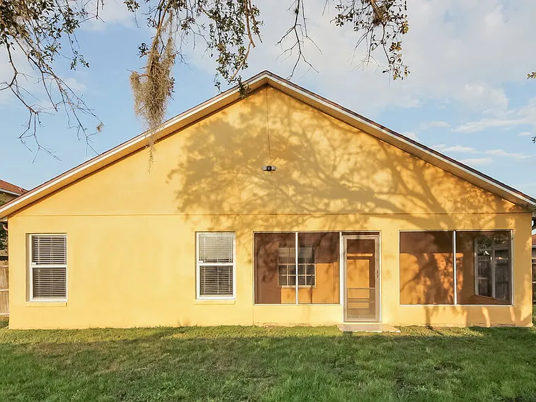 458 Tamarind Parke Ln — Photo 16