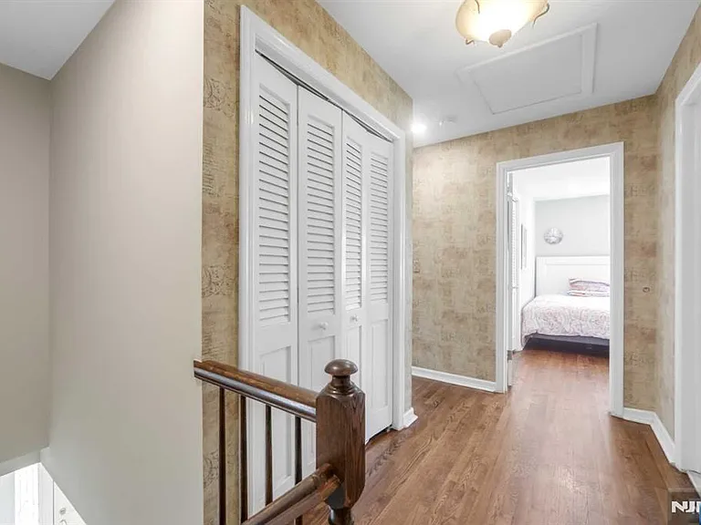 5 Monroe Dr — Photo 18
