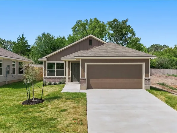 1643 Lucky St, Bryan, TX 77803