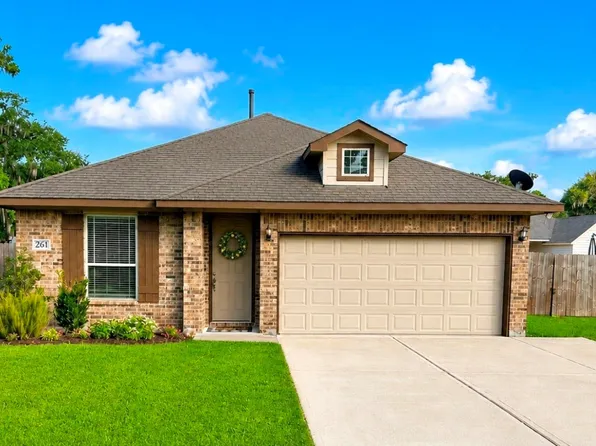 261 Inwood Dr, West Columbia, TX 77486