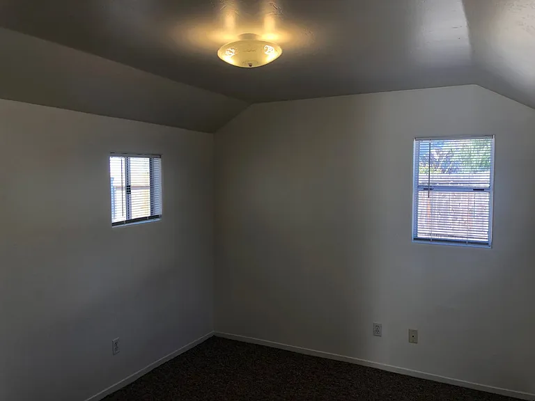 5455-5457 San Anselmo Rd — Photo 9