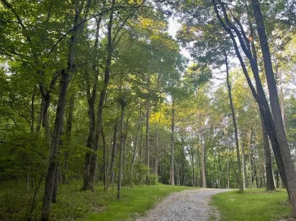 3800 Crane Pond Rd, Utica, KY 42376