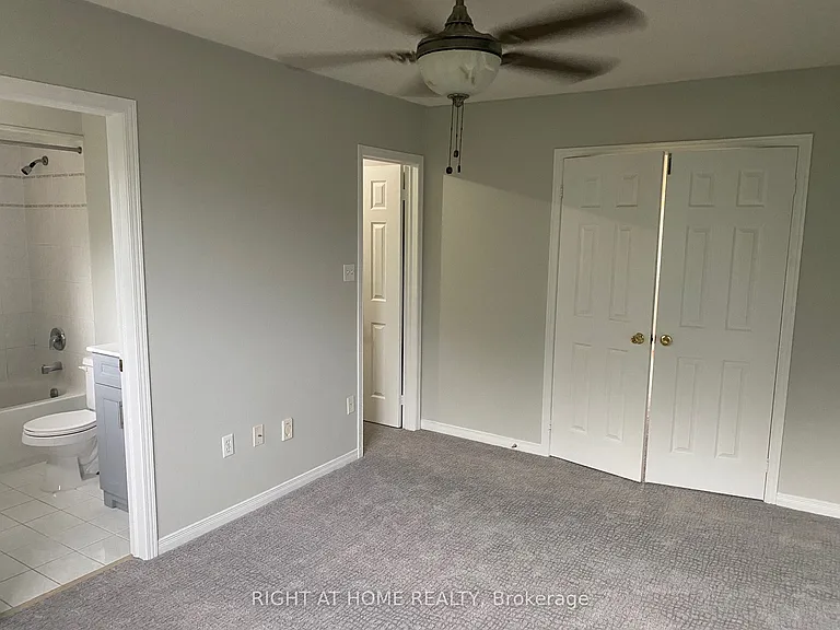 2351 Newcastle Cres — Photo 11