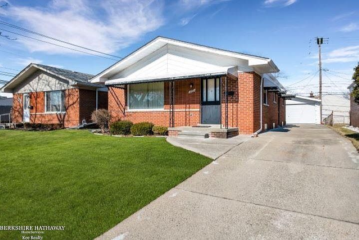 1st image of 20805 Valera St