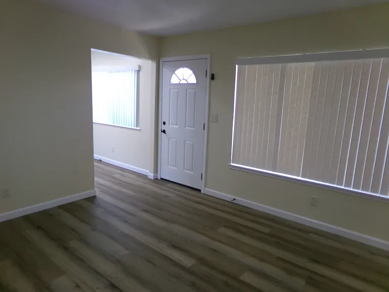 1607 Dairy Ave #C — Photo 5