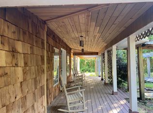 678 Persimmon St, Freeport, FL 32439