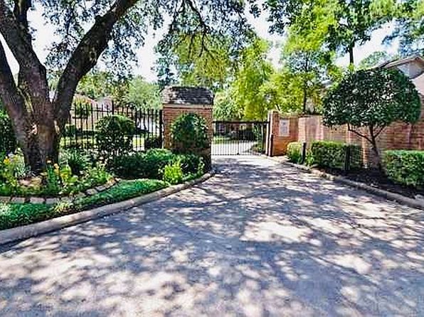 163 Old Bridge Lk
