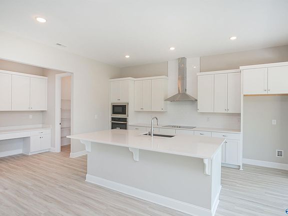 4th image of 110 Jude Ln