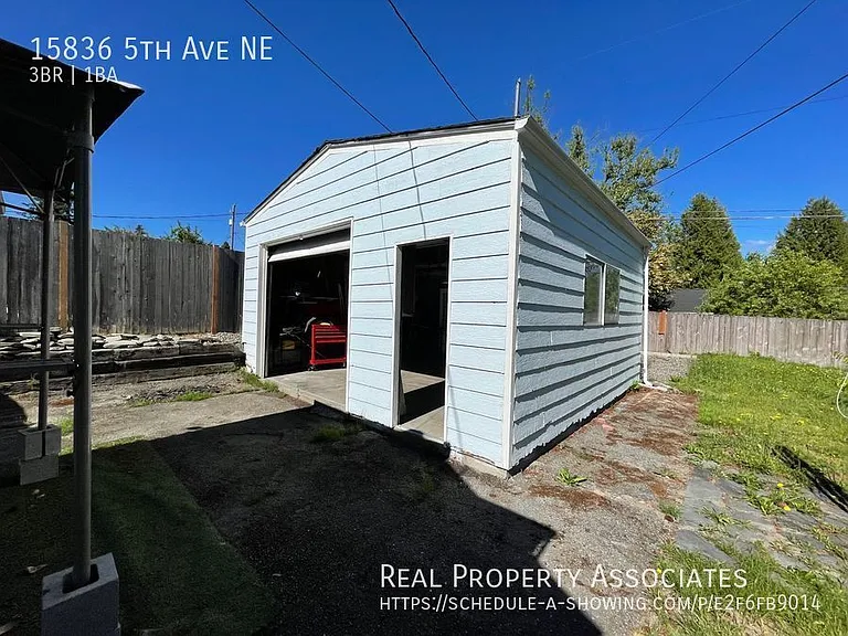 15836 5th Ave NE — Photo 16