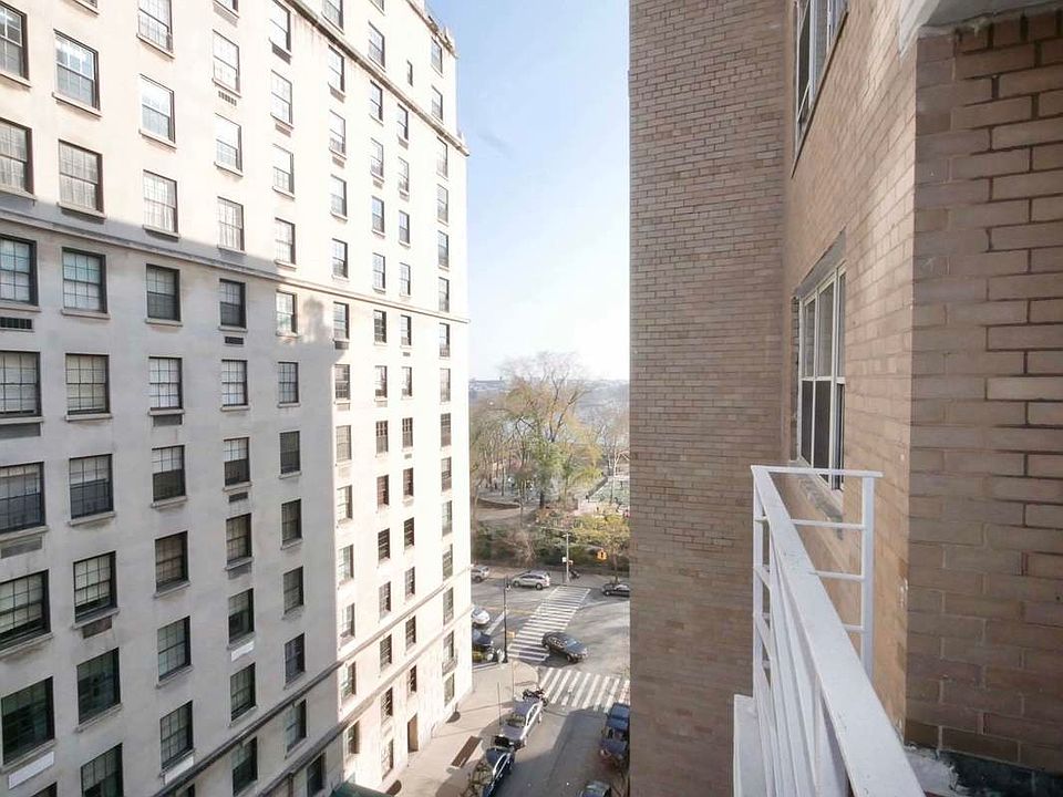 1st image of 110 E End Ave APT 9E
