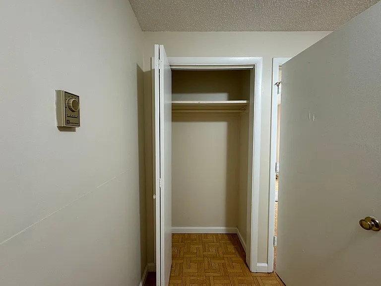 574 Long Ave — Photo 9