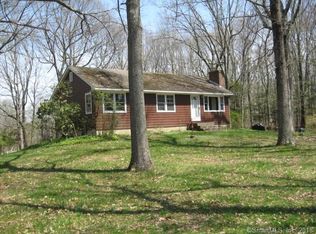 99 Pond Meadow Rd, Killingworth, CT 06419