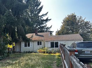 17015 8th Ave NE, Seattle, WA