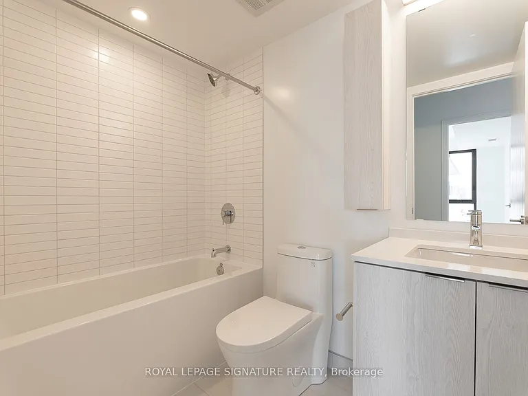 86 Dundas St E #526 — Photo 13