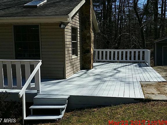 Bring the grill and relax at your retreat!