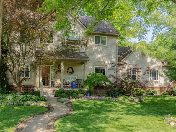 147 Garland Way, Waterford, MI 48327