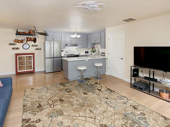 4th image of 755 14th Ave APT 113