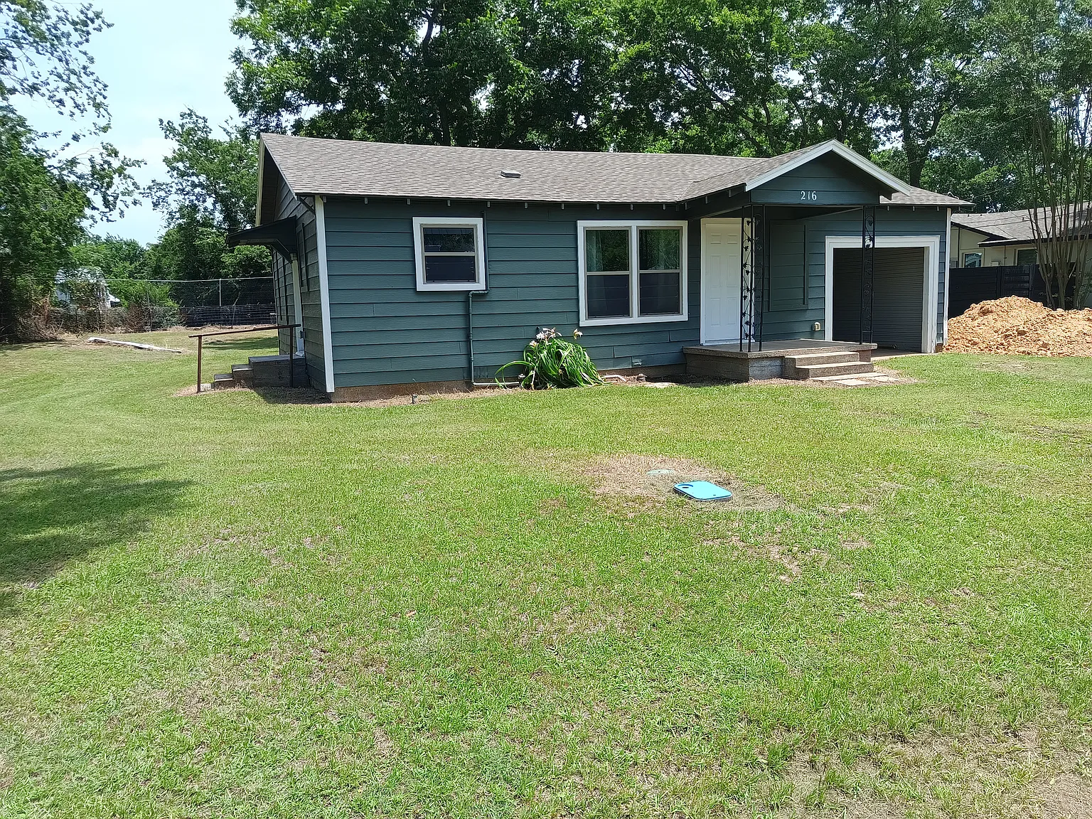 216 N Kemp St — Photo 1