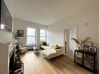 Rented by K & O Realty Associates Inc.