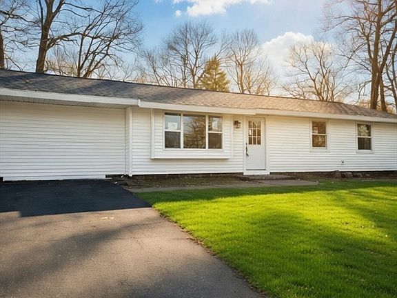 2nd image of 23 Dondi Rd