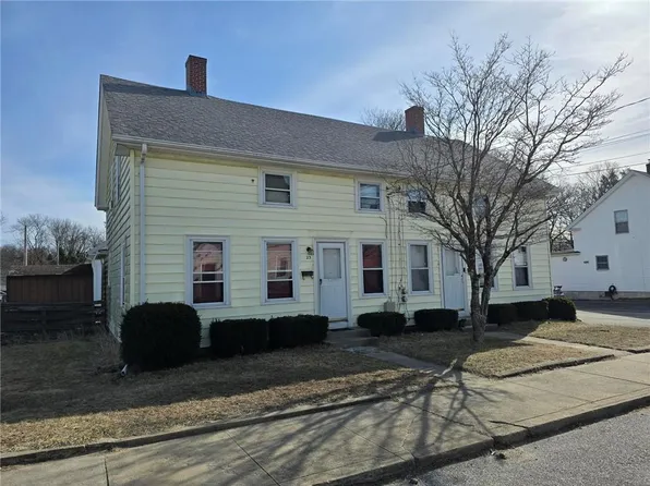 21 Anthony St, Coventry, RI 02816