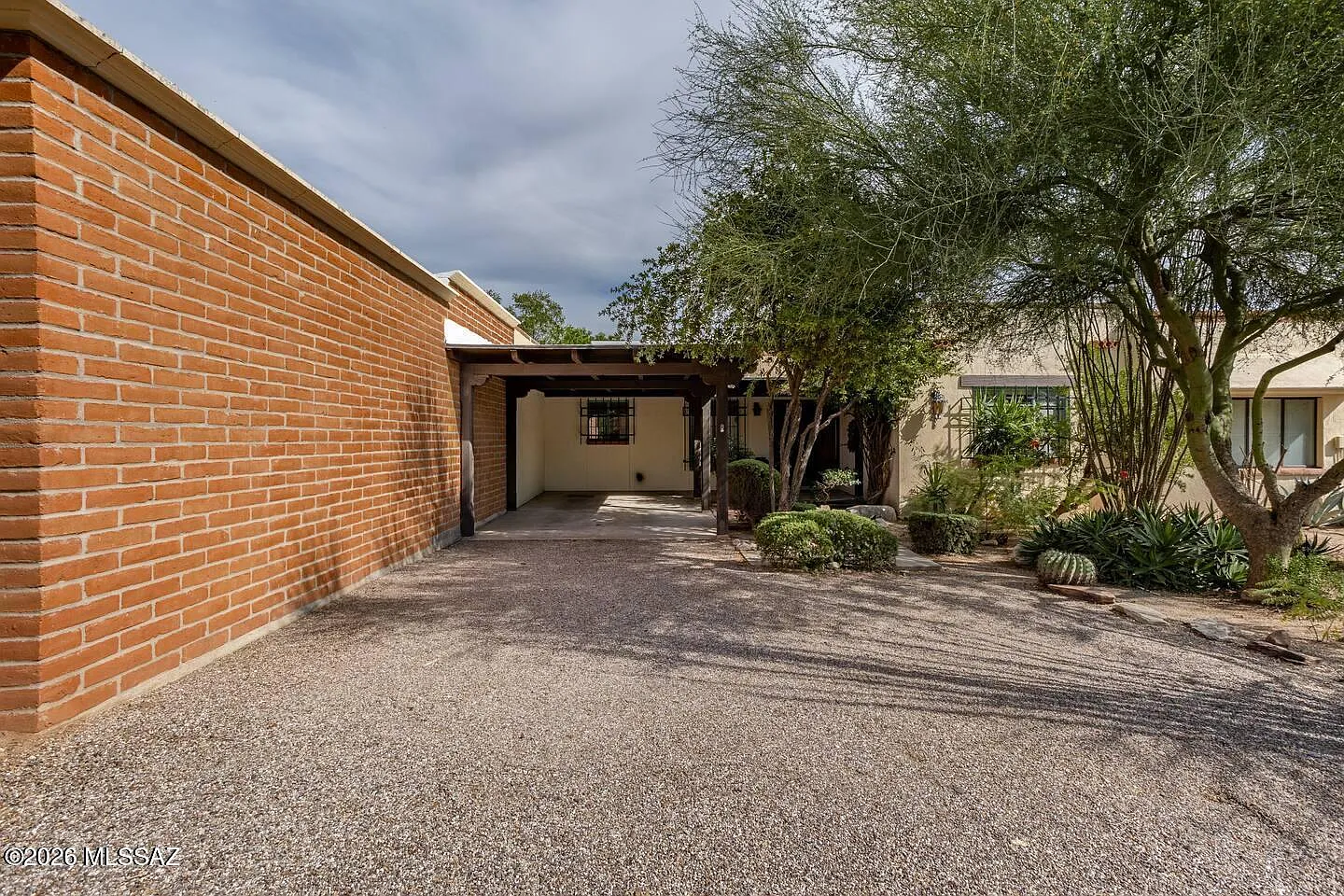 2 bed, 2.0 bath, 1289 sqft, $2,850 — Photo 2