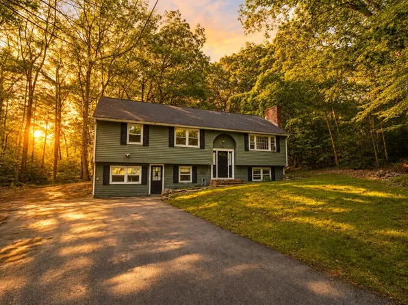 16 Mcgettigan Road, Milford, NH 03055