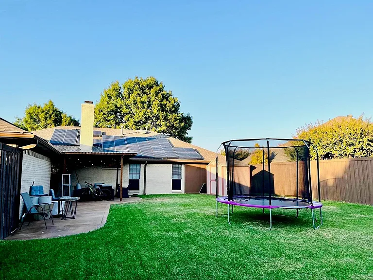 4436 Emerson Dr — Photo 12
