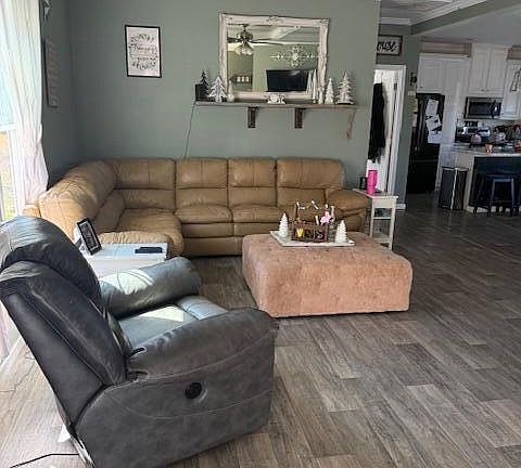 3rd image of 2351 Dreyfus Rd