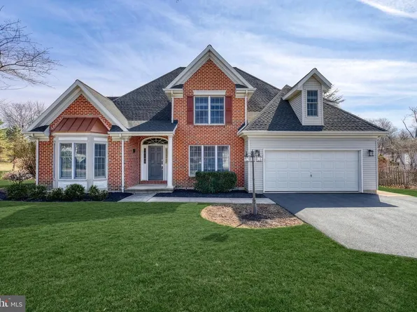 26 Nye Rd, Hershey, PA 17033