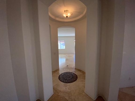 2nd image of 31592 Royal Oaks Dr