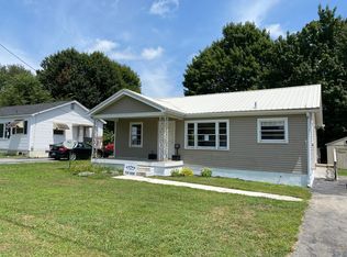 408 Henderson Dr, Hopkinsville, KY 42240