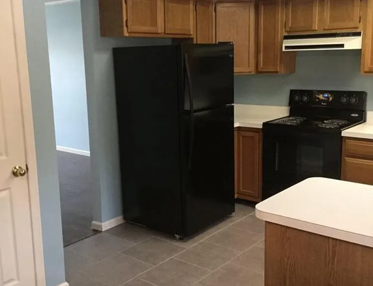 18 Briarwood Way #18 — Photo 11