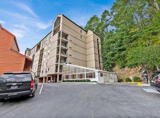 413 Baskins Creek Rd #403, Gatlinburg, TN 37738