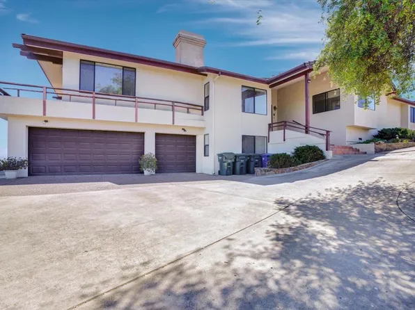 10549 Cerveza Dr, Escondido, CA 92026