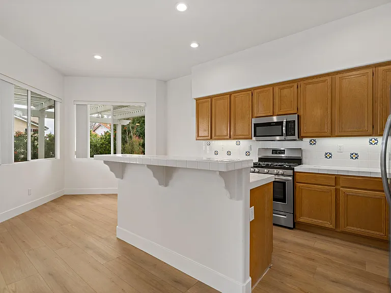 31415 Britton Cir — Photo 8
