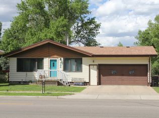 724 W Arbor Ave, Bismarck, ND 58504