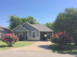 809 Barber Ave, Cleburne, TX 76031