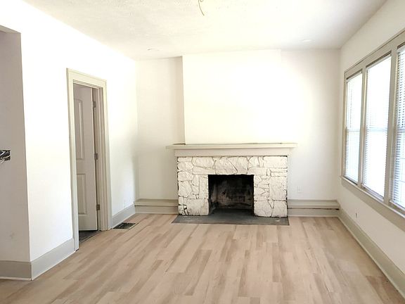 4th image of 4130 Ruckle St