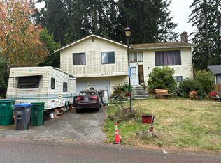 2303 NE Eton Ln, Bremerton, WA 98311