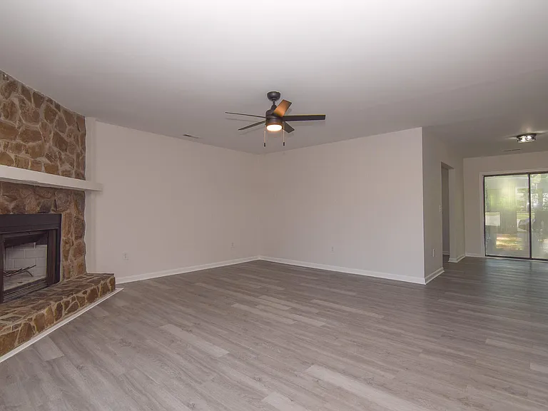 206 Tram Blvd — Photo 3