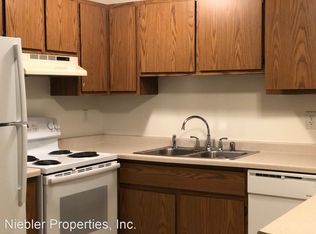 1700 W Weiland Ln #4, Appleton, WI 54914