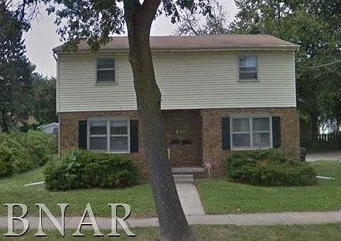 2nd image of 810 N Center St