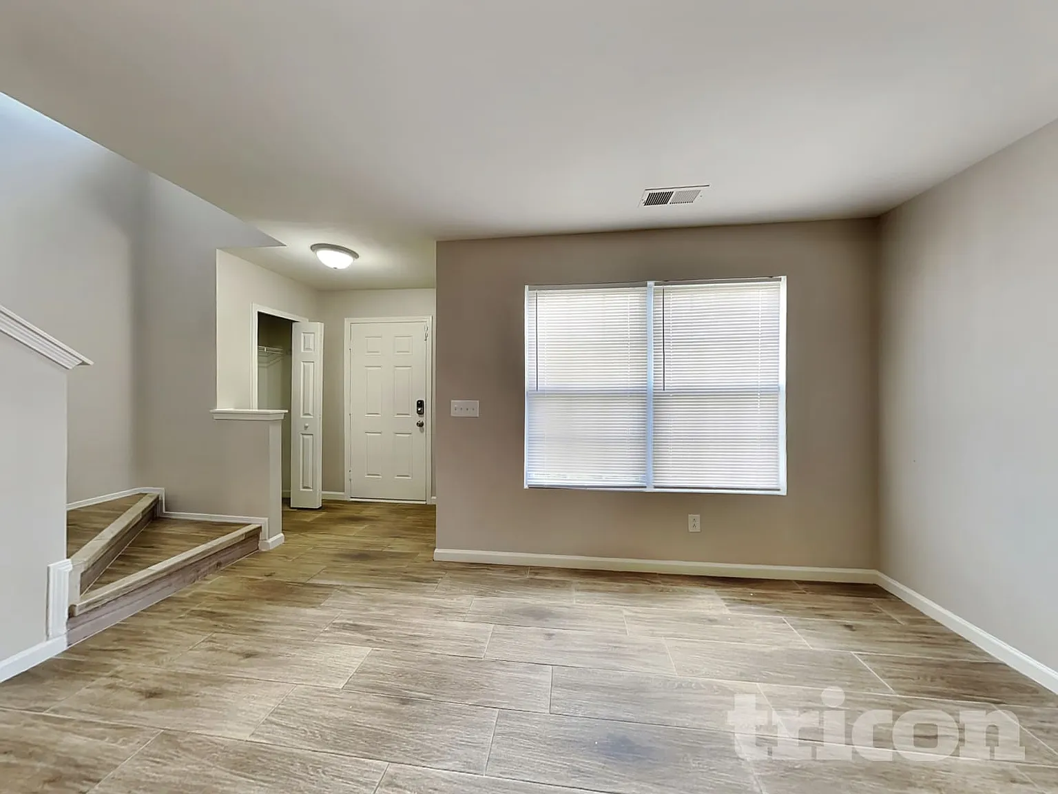 8144 Rosberg Lane Charlotte NC — Photo 2