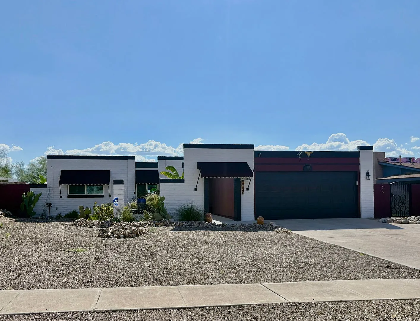 Modern 2 Bed 2 Bath East Side Home with Desert Views, Hot Tub & Spacious Backyard! — Photo 1