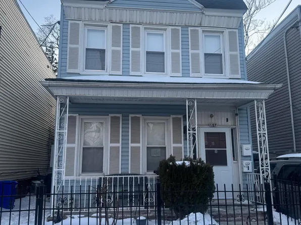 107 Fulton Avenue image 1 of 6