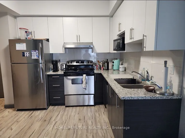 258 C Sunview St #323 — Photo 4