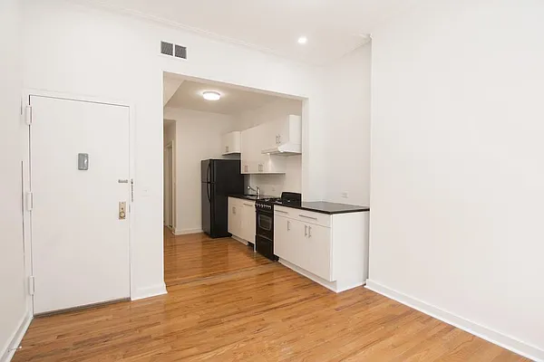 Rented by Ivey North LLC | media 13